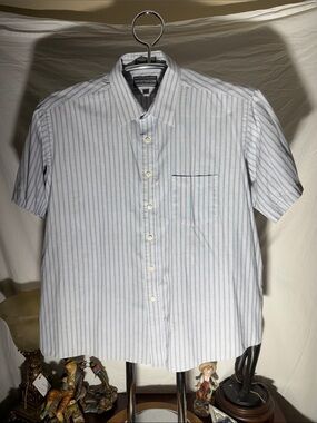 David Taylor White Short-Sleeve Button-Down Shirt with Gray Stripes